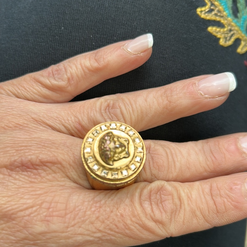 Statement-Making‎ Rings designer style ring - Picture 4 of 6